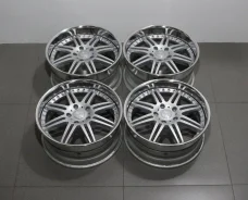 Seiken. 8.0/9.0x18", 5x120, ET37/37 ����