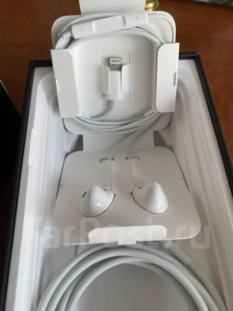 Apple iPhone 11 Pro Max. �/�, 512 ��, �����, 3G, 4G LTE, NFC ����