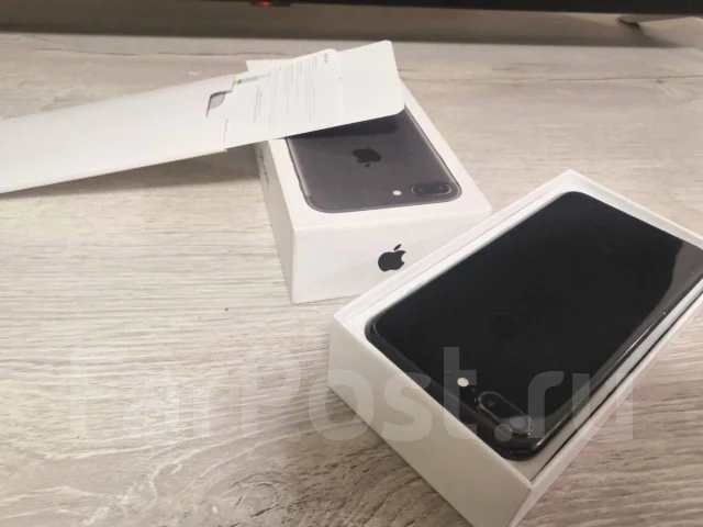 Apple iPhone 7 Plus. �/�, ������, 3G, 4G LTE, NFC ����