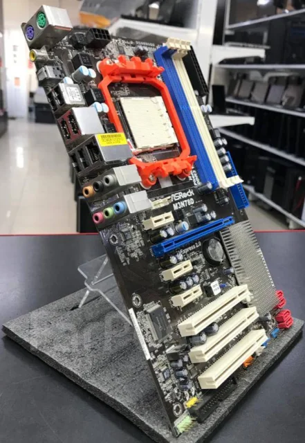 Socket AM3 ����