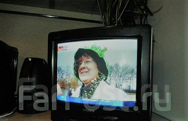 Продам телевизор Sony Trinitron, CRT (ЭЛТ), 19", б/у, в наличии. Цена: 2  500₽ в Хабаровске