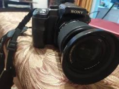 Sony Alpha DSLR-A100 Kit. ���: 14� � ����� ����