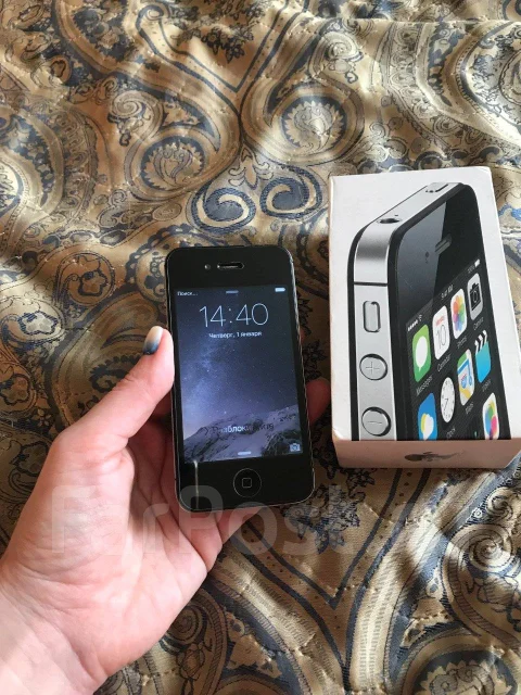 Apple iPhone 4s. �/�, ������ ����