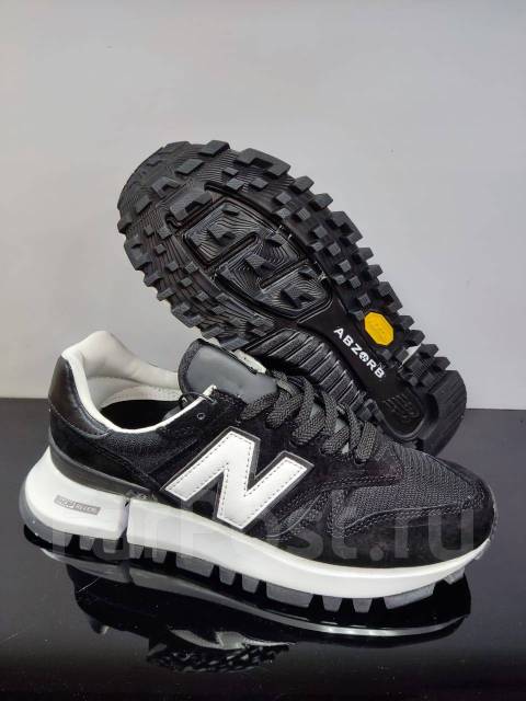 New balance negras clearance 42