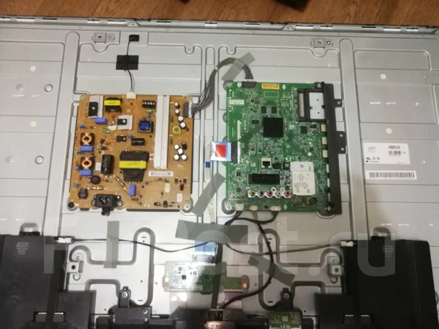 LG 42LB582V. LED ����