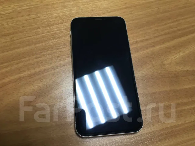 Apple iPhone X. �/�, 256 ��, �����, 3G, 4G LTE ����