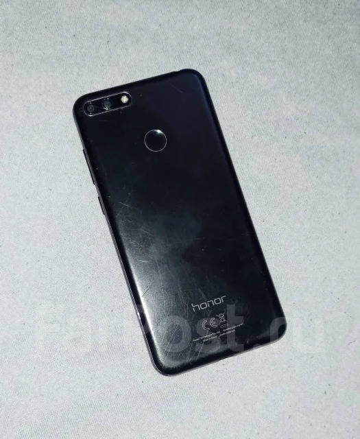 Honor 7C. �/�, 3G, 4G LTE, Dual-SIM, ����������, NFC ����