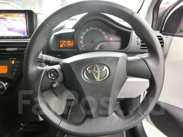 Toyota iQ. ��������, ��������, 1.0 (68��.�.), ������, 40 000����. ��, �/�. ��� ����� �� ������������ ����