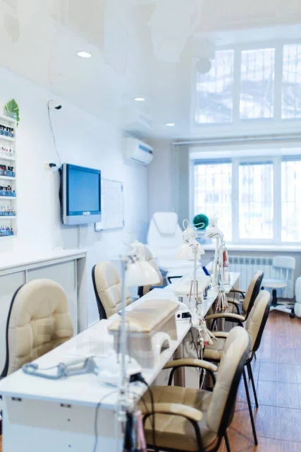 ПОДОЛОГ и Мастер ногтевого сервиса педикюра, работа в ИП Топорова в ...