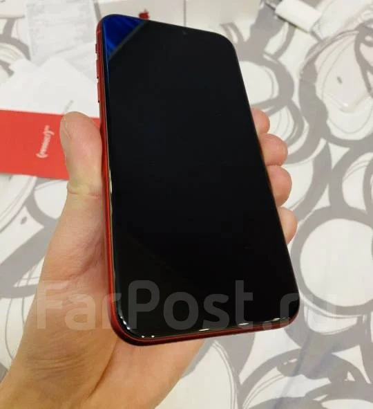 Apple iPhone 11. �/�, �������, 4G LTE, Dual-SIM, NFC ����