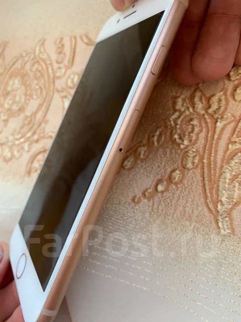 Apple iPhone 8. �/�, �������, 4G LTE ����