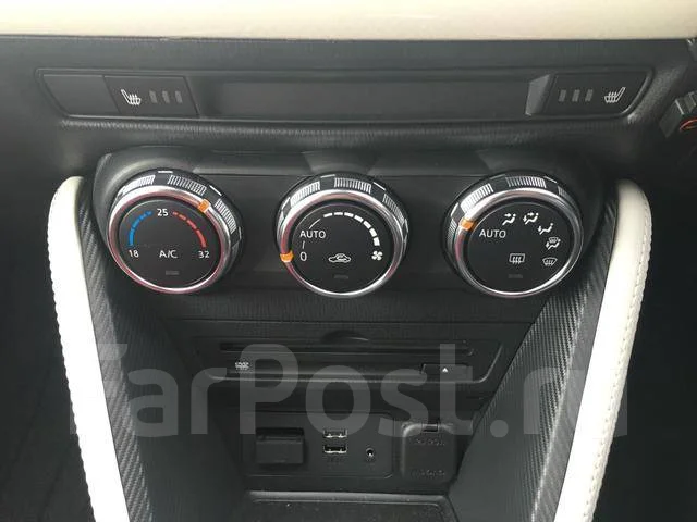Mazda Demio. �������, 4wd, 1.5 (105��.�.), ������, 49 000����. ��, �/�. ��� ����� �� ������������ ����