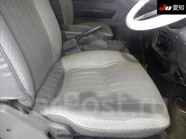 Nissan Caravan. ��������, 4wd, 2.7 (85��.�.), ������, 162����. ��, �/�, ��� ���. ��� ����� �� ������������ ����