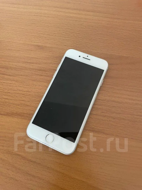 Apple iPhone 8. �/�, ����� ����