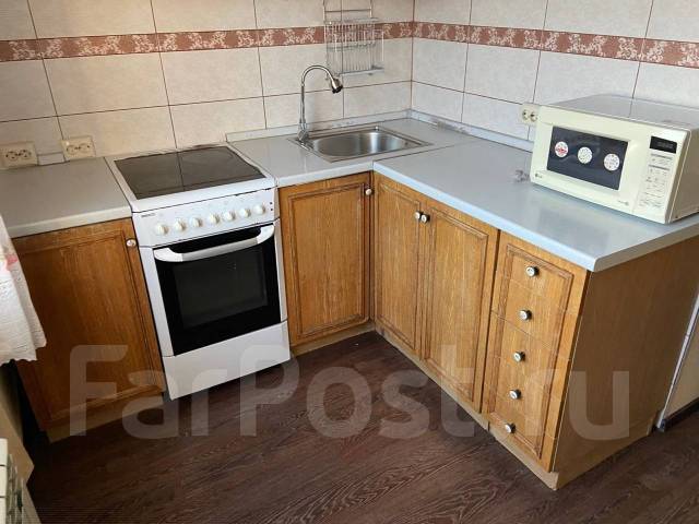 Электроплита керамическая с духовкой Beko, б/у, в наличии. Цена: 5 000 ...