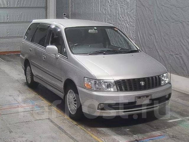 Nissan bassara 2002