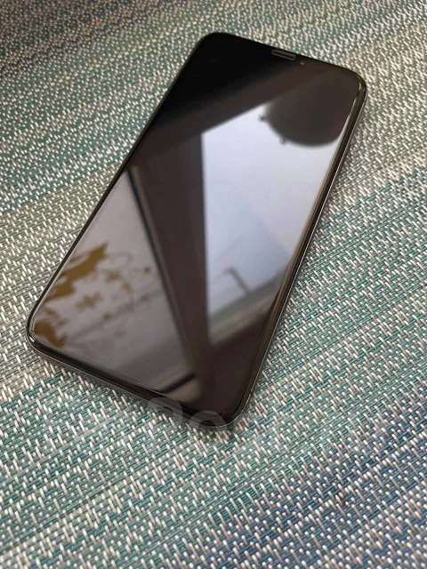 Apple iPhone X. �/�, ������, 4G LTE, NFC ����