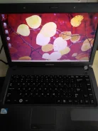Samsung R428. 14", ��� 2048 ��, WiFi ����