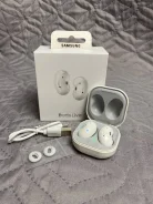 Samsung Galaxy Buds Live ����
