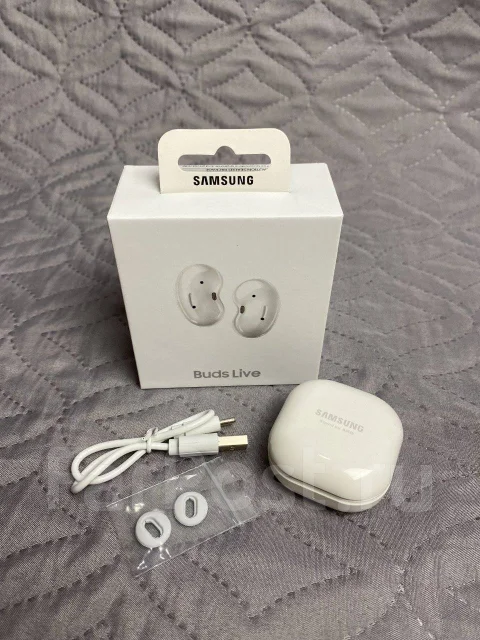 Samsung Galaxy Buds Live ����