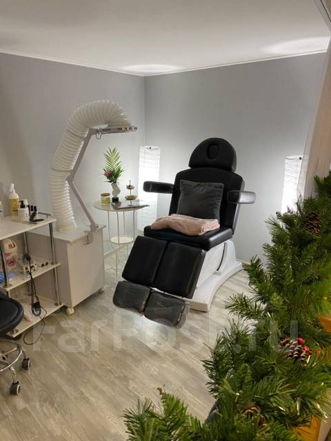 Мастер маникюра и педикюра, работа в ИП Сутовская Ю.А во Владивостоке ...