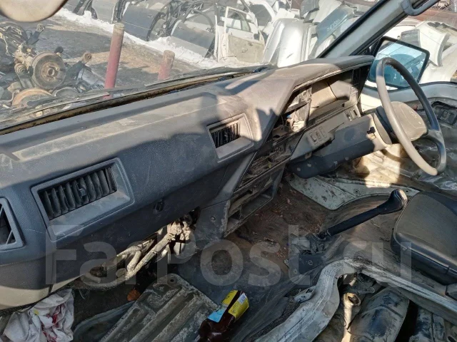 Nissan Caravan. 24, TD27 ����