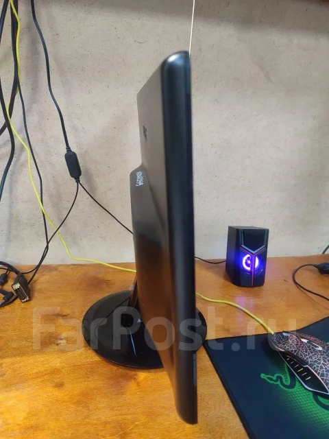 Philips. 20", ���������� �� (LCD, LED, QLED) ����