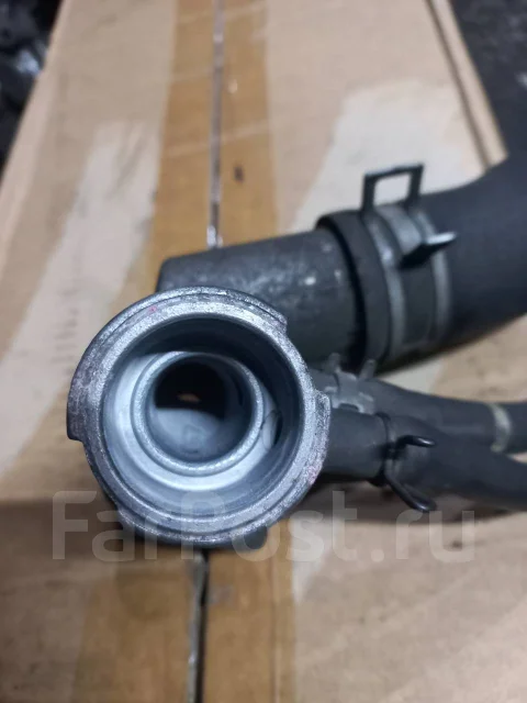 Продам горловину радиатора 1KZTE Toyota купить во Владивостоке по цене ...