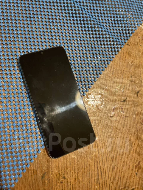 Realme C21. �/�, �����, 4G LTE, Dual-SIM, NFC ����