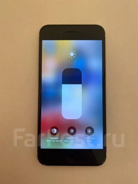 Apple iPhone SE 2020. �/�, �����, 4G LTE, NFC ����