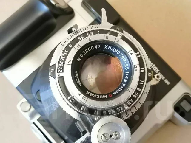 Fujifilm Instax Wide 300 ����