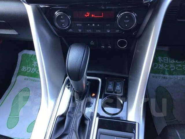 Mitsubishi Eclipse Cross. ��������, ��������, 1.5, ������, 26 000����. ��, �/�. ��� ����� �� ������������ ����