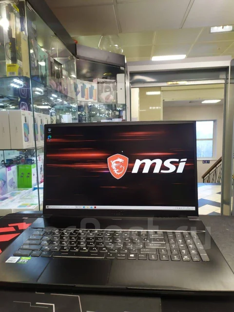 MSI GF75 Thin 10UEK. 17.3", 2,6����, ��� 8 ��, ���� 512���, WiFi: 1, Bluetooth: 1 ����