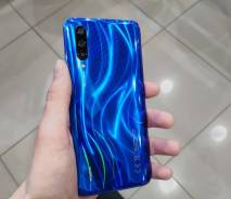 Xiaomi Mi9 Lite. /, , Dual-SIM 