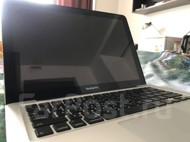 Apple MacBook Pro 13 2011 Late MD314. 13", 2,8����, ��� 8 ��, ���� 256���, WiFi: 1, Bluetooth: 1, ����������� �� 6��. ����