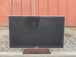 Samsung UE40D5000. LED ����