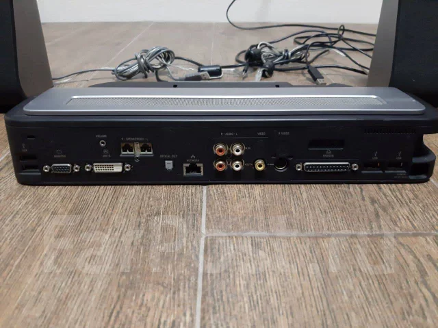 Sony VAIO VGN. 17", 2����, ��� 1024 ��, ���� 60���, WiFi: 1, Bluetooth: 1, ����������� �� 1��. ����