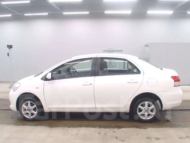 Toyota Belta. �������, 4wd, 1.3 (87��.�.), ������, 72����. ��, �/�, ��� ���. ��� ����� �� ������������ ����
