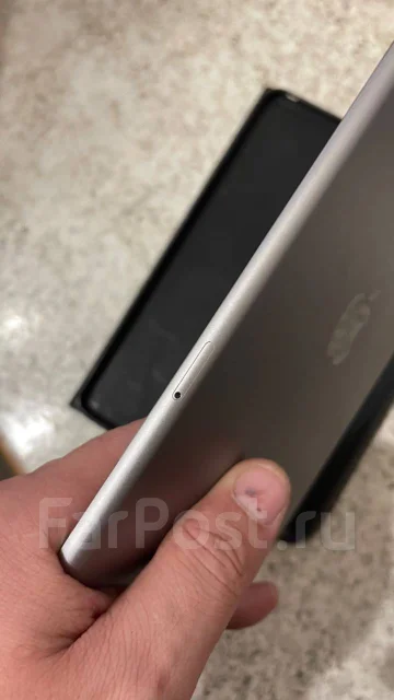 Apple iPad Mini 4 ����