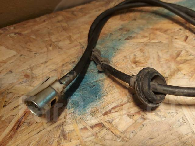 Как снять тросик спидометра тойота спринтер - 90 фото