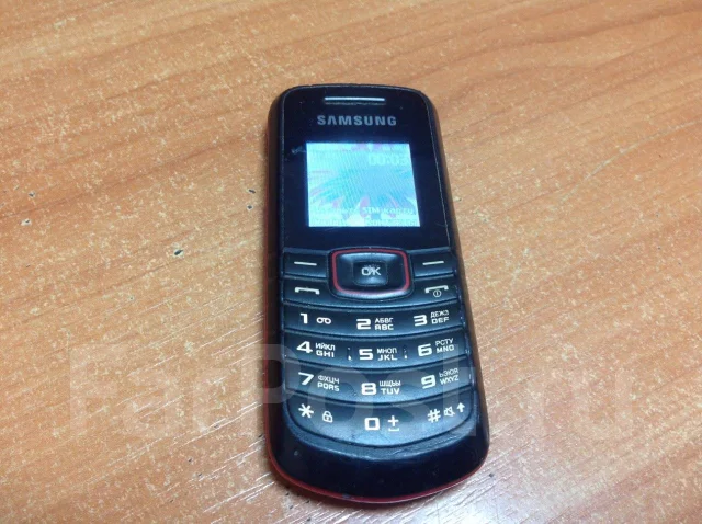 Samsung E1080. �/�, �� 8 �� ����
