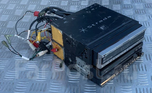 Panasonic CN-HDS950MD ����