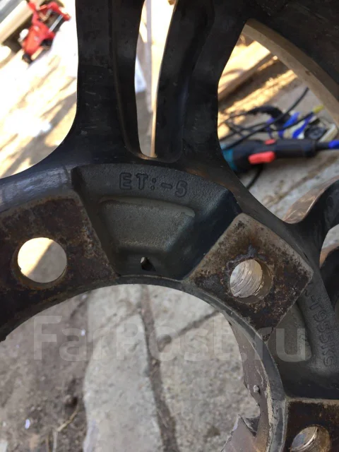Starform. 8.0x16", 6x139.7, ET-5 ����