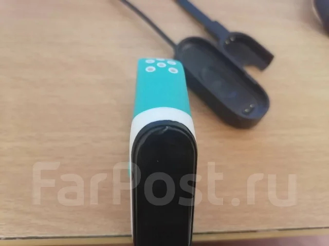 Xiaomi Mi Band 4. IP68 ����