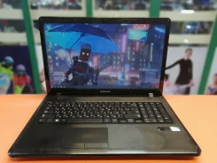 Samsung 350E7C. 17.3", 2 300����, ��� 6 ��, ���� 750���, WiFi: 1 ����
