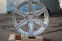 Niche Carini. 9.5x22", 5x150, ET30, �� 110,1���. ����