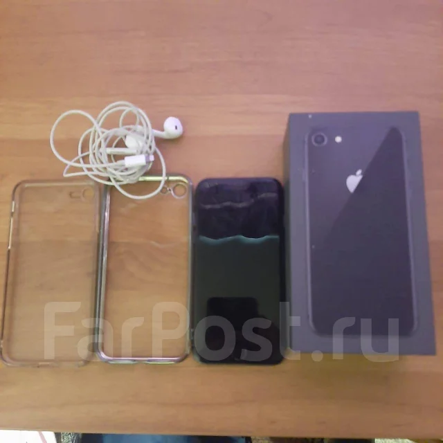 Apple iPhone 8. �/�, ������, 4G LTE, ����������, NFC ����