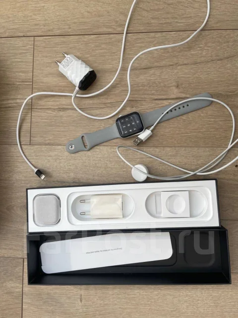 Apple Watch Series 5 Nike+. GPS, NFC ����