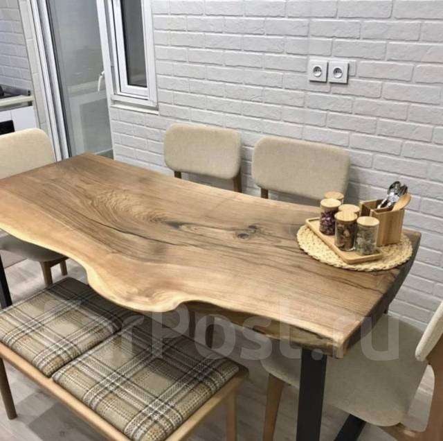 Стол из массива дерева, новый, под заказ. Цена: 55 000₽ во Владивостоке