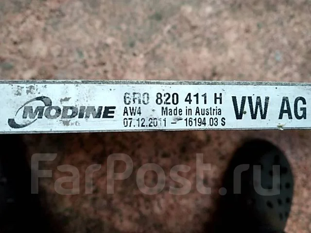 �������� ������������ Volkswagen Polo 6R0820411H ����